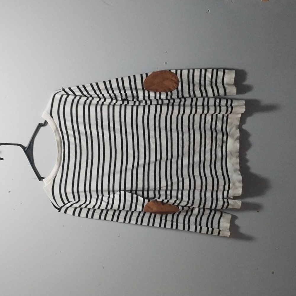 Market & Spruce Black and White Crewneck Sweater With Elbow Patches PXL